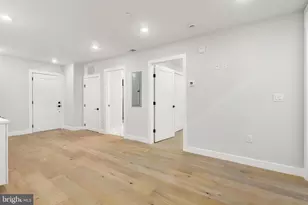 1208 M St NW, Washington, DC 20005 - Photo 7