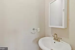 3318 Sherman Ave NW, Washington, DC 20010 - Photo 21