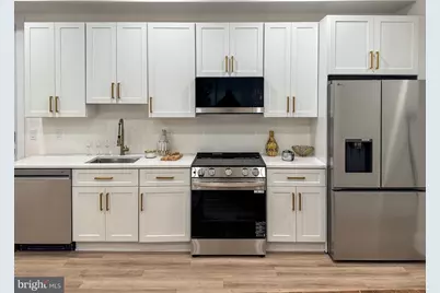 2105 M Street NE #10, Washington, DC 20002 - Photo 5