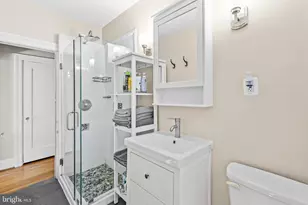 1101 L St NW, Washington, DC 20005 - Photo 23