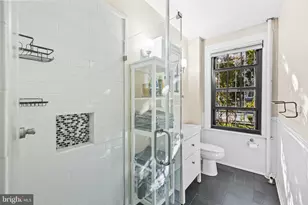 1101 L St NW, Washington, DC 20005 - Photo 21