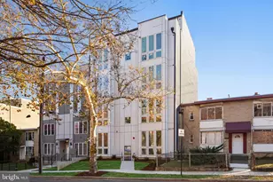 2105 M St NE, Washington, DC 20002 - Photo 21