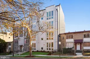 2105 M St NE, Washington, DC 20002 - Photo 29