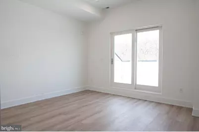 2105 M Street NE #12, Washington, DC 20002 - Photo 3