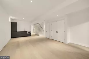 329 8th St NE, Washington, DC 20002 - Photo 39