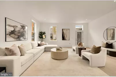 329 8th St NE, Washington, DC 20002 - Photo 17