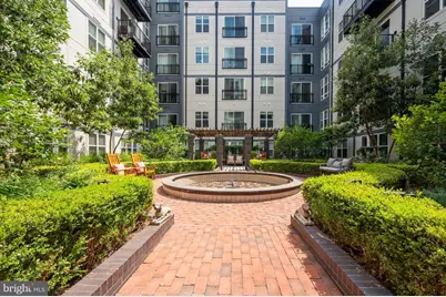 1339 E Street SE #209, Washington, DC 20003 - Photo 3