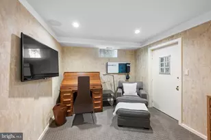 2323 Porter St NW, Washington, DC 20008 - Photo 39