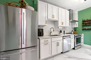 1215 33rd St NW, Washington, DC 20007 - Photo 11