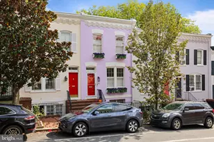 1215 33rd St NW, Washington, DC 20007 - Photo 1