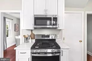 6118 Sligo Mill Rd NE, Washington, DC 20011 - Photo 9