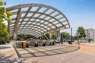 337 N St SW, Washington, DC 20024 - Photo 21