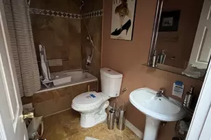 1109 Penn St NE, Washington, DC 20002 - Photo 5