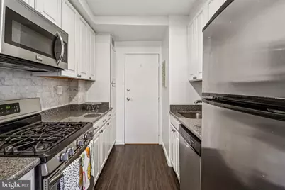 3900 Tunlaw Road NW #518, Washington, DC 20007 - Photo 7