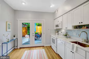 707 10th St SE, Washington, DC 20003 - Photo 15