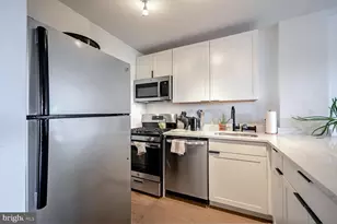 1330 New Hampshire Ave NW, Washington, DC 20036 - Photo 3