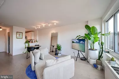 1330 New Hampshire Avenue NW #822, Washington, DC 20036 - Photo 11