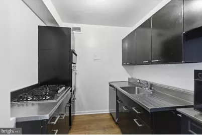 2475 Virginia Avenue NW #411, Washington, DC 20037 - Photo 3