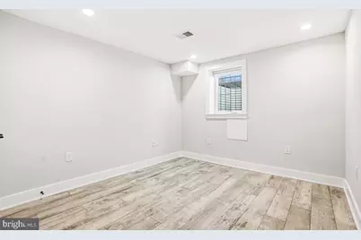 750 13th Street SE, Washington, DC 20003 - Photo 41