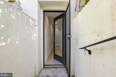 750 13th Street SE, Washington, DC 20003 - Photo 45