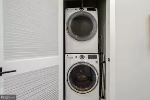 750 13th St SE, Washington, DC 20003 - Photo 33