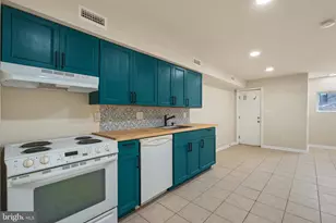 1018 11th St NE, Washington, DC 20002 - Photo 21