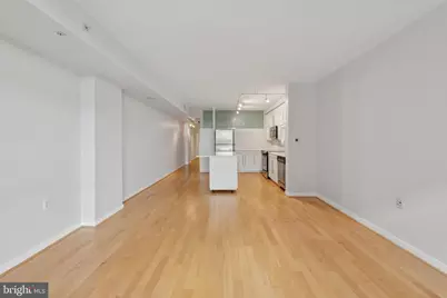 437 New York Avenue NW #422, Washington, DC 20001 - Photo 17