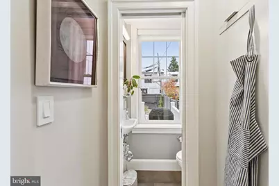 1724 34th Street NW, Washington, DC 20007 - Photo 7
