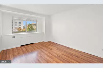 730 24th Street NW #503, Washington, DC 20037 - Photo 9