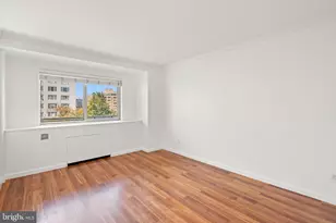 730 24th St NW, Washington, DC 20037 - Photo 9