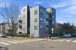 401 15th St SE, Washington, DC 20003 - Photo 1
