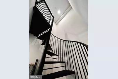 1331 K Street SE #203, Washington, DC 20003 - Photo 11