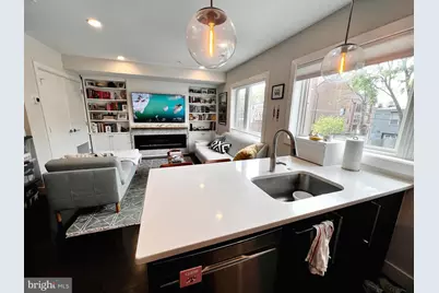 1331 K Street SE #203, Washington, DC 20003 - Photo 5