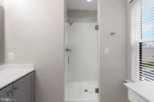 725 Parkside Pl NE, Washington, DC 20019 - Photo 33