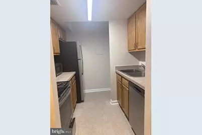 1718 P NW #L-2, Washington, DC 20036 - Photo 3