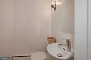 135 North Carolina Ave SE, Washington, DC 20003 - Photo 11