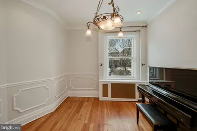 135 North Carolina Avenue SE, Washington, DC 20003 - Photo 9