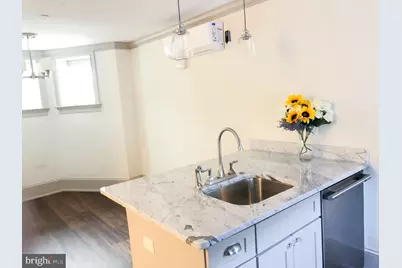 1302 E Capitol Street NE #B, Washington, DC 20003 - Photo 5