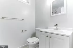 1223 Simms Pl NE, Washington, DC 20002 - Photo 27