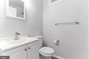 1223 Simms Pl NE, Washington, DC 20002 - Photo 33