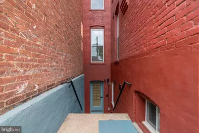 711 G Street SE, Washington, DC 20003 - Photo 39