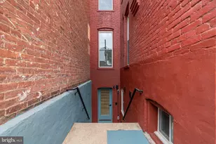 711 G St SE, Washington, DC 20003 - Photo 39