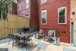 711 G St SE, Washington, DC 20003 - Photo 41