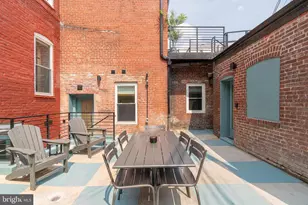 711 G St SE, Washington, DC 20003 - Photo 43