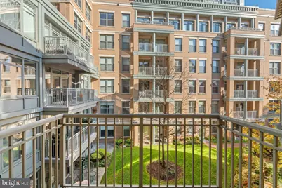 2425 L Street NW #324, Washington, DC 20037 - Photo 11