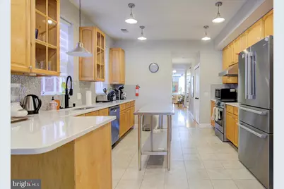 1118 F Street NE, Washington, DC 20002 - Photo 11