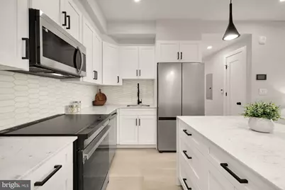 2606 41st Street NW #1, Washington, DC 20007 - Photo 9