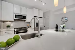 2106 10th St NW, Washington, DC 20001 - Photo 17