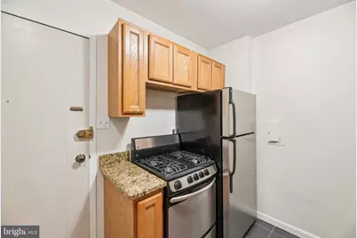 922 24th Street NW #117, Washington, DC 20037 - Photo 5