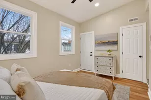 212 36th St NE, Washington, DC 20019 - Photo 9